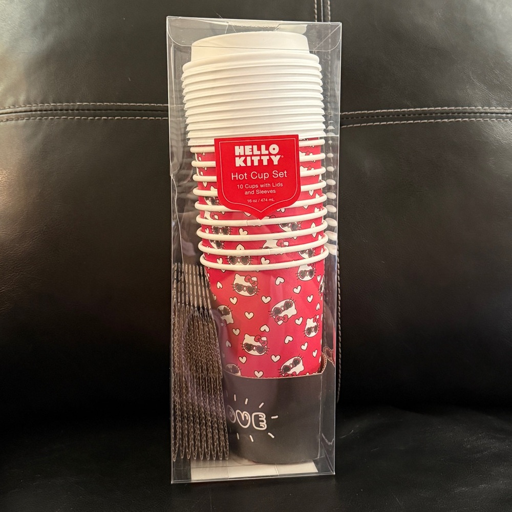 Hello Kitty Valentines Day Hot Cup Set